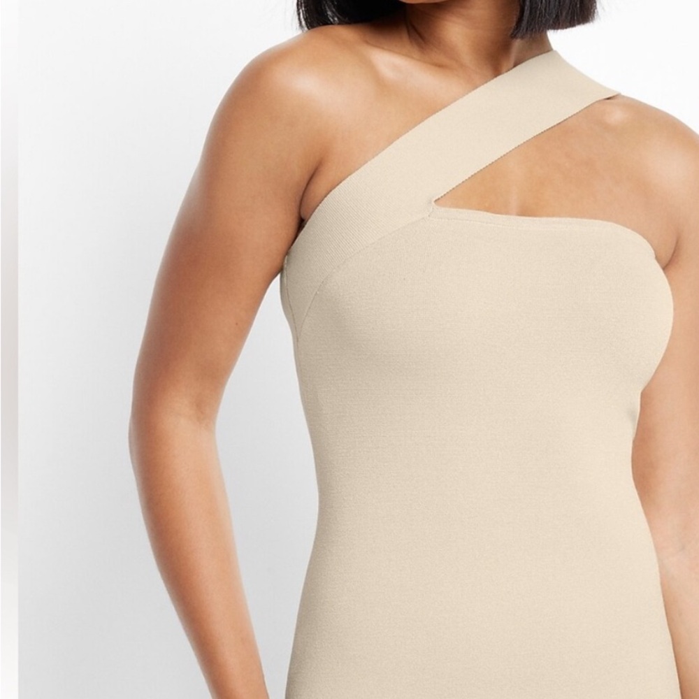Express one- Shoulder cream Bodycon Dress